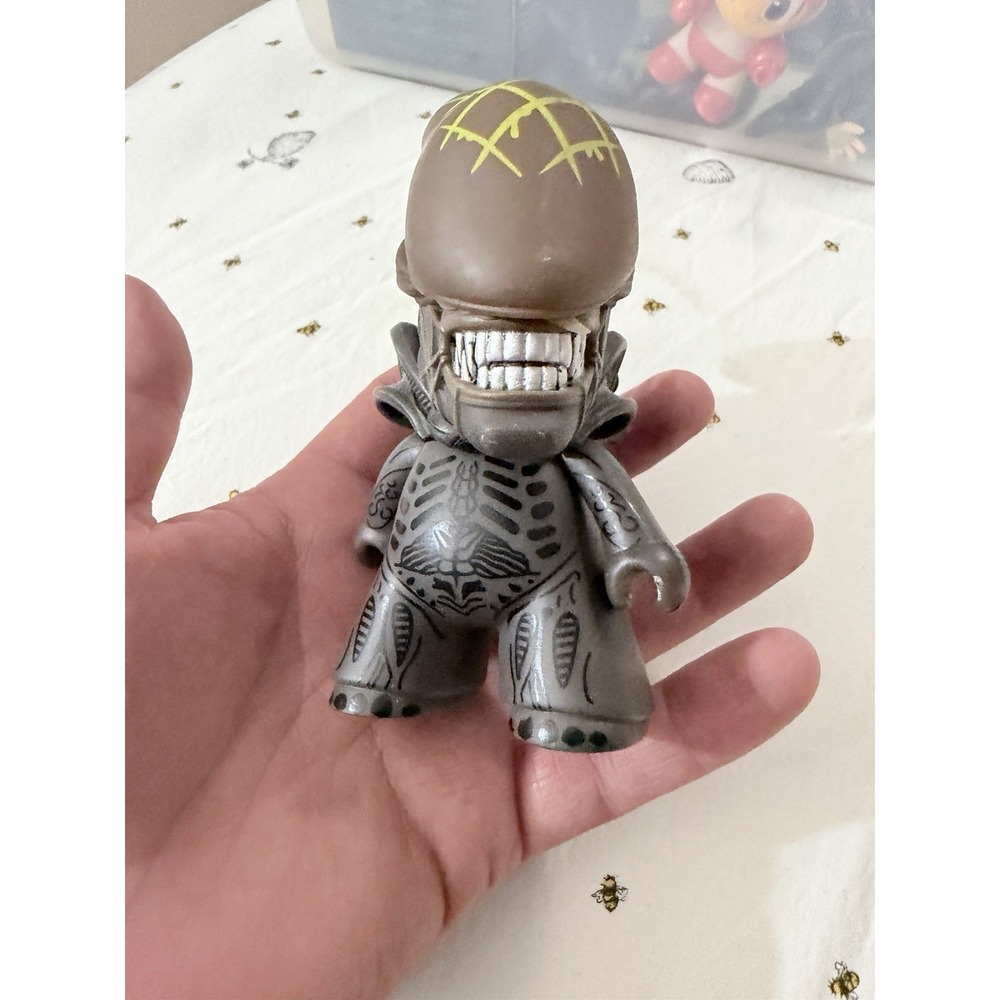 Loot Crate Exclusive AVP Alien VS Predator Titan Vinyl Figure‎ [NO BOX]